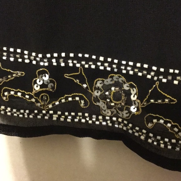 Forever 21 Embellished Top - Picture 5 of 7